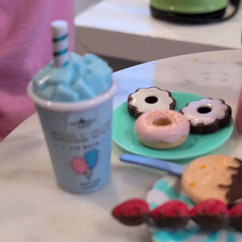 Dollhouse Miniatures Food & Drink Lot Donuts Plates Milkshake Sugar Sweet Treats